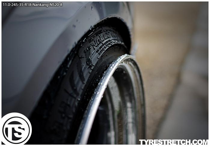 An example of tyre stretch: 245/35 R18 on 11.0J – NANKANG
