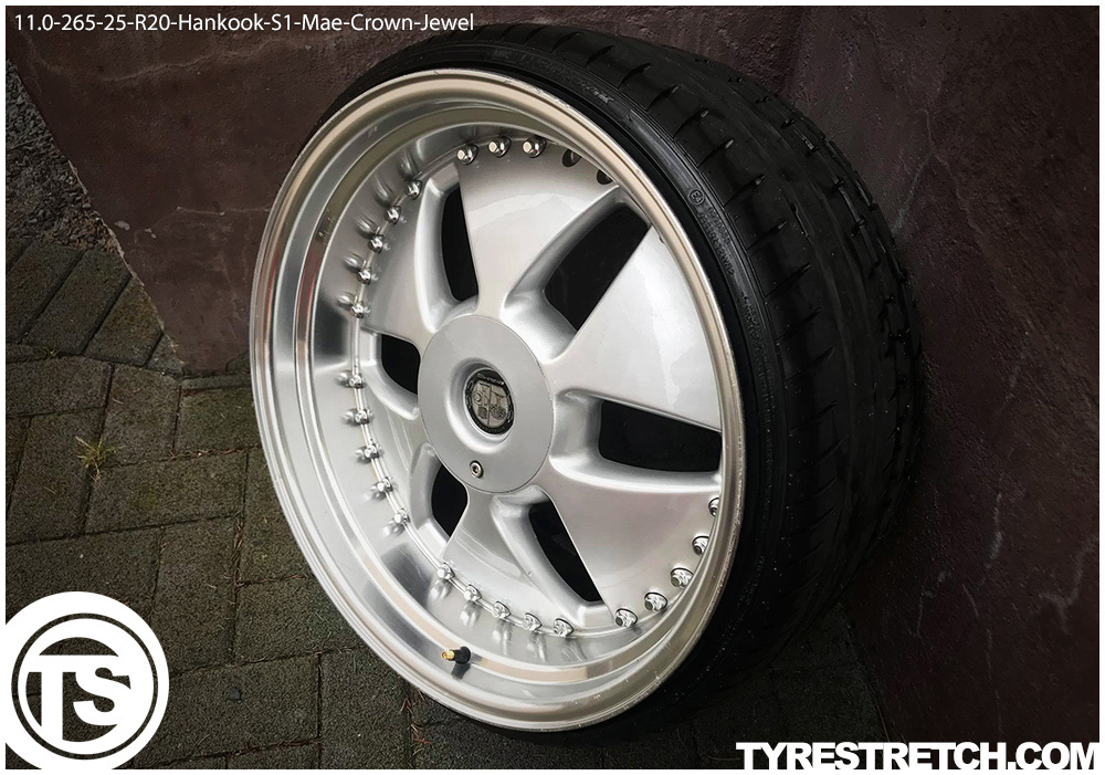 An example of tyre stretch: 265/25 R20 on 11.0J – HANKOOK (MAE)