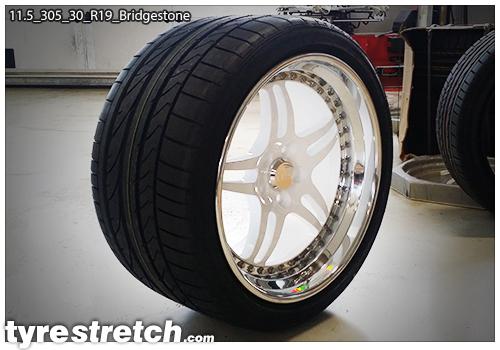An example of tyre stretch: 305/30 R19 on 11.5J – BRIDGESTONE