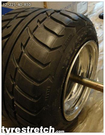 An example of tyre stretch: 225/40 R10 on 12.0J