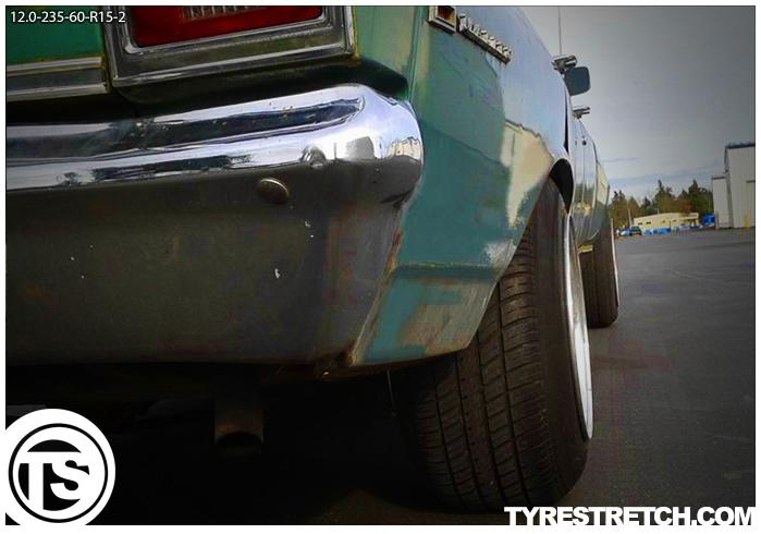 An example of tyre stretch: 235/60 R15 on 12.0J