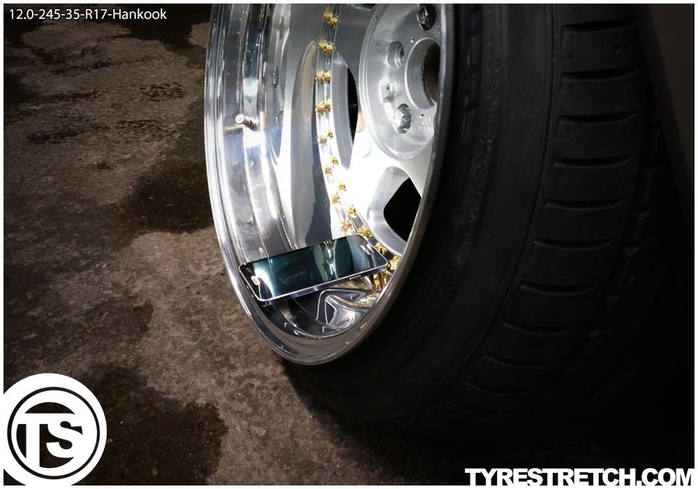 An example of tyre stretch: 245/35 R17 on 12.0J – HANKOOK