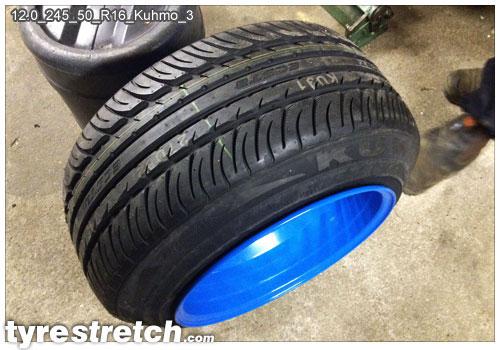 An example of tyre stretch: 245/50 R16 on 12.0J – KUMHO