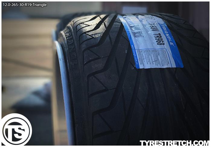 An example of tyre stretch: 265/30 R19 on 12.0J – TRIANGLE