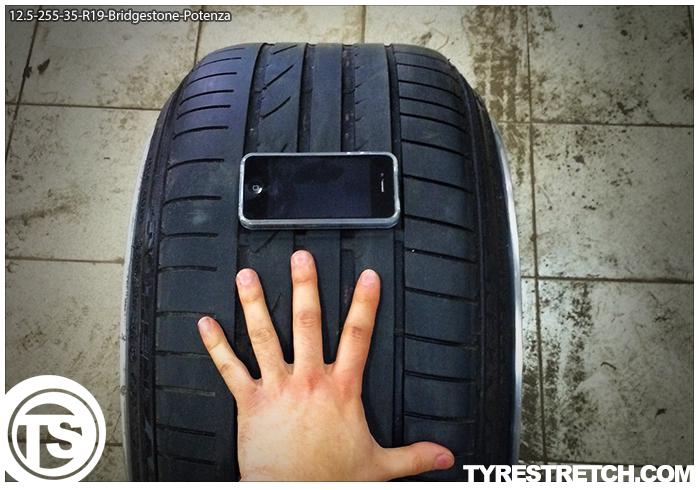 An example of tyre stretch: 255/35 R19 on 12.5J – BRIDGESTONE (SUPERSTAR)