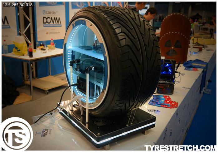 An example of tyre stretch: 285/30 R18 on 12.5J