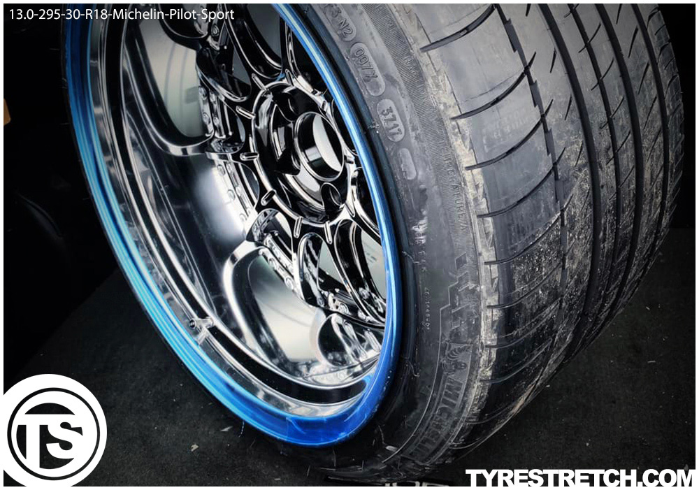 An example of tyre stretch: 295/30 R18 on 13.0J – MICHELIN