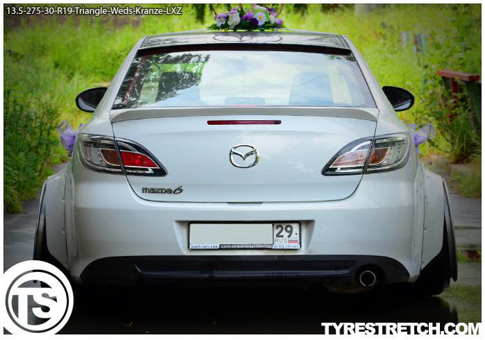 An example of tyre stretch: 275/30 R19 on 13.5J – TRIANGLE (WEDS)