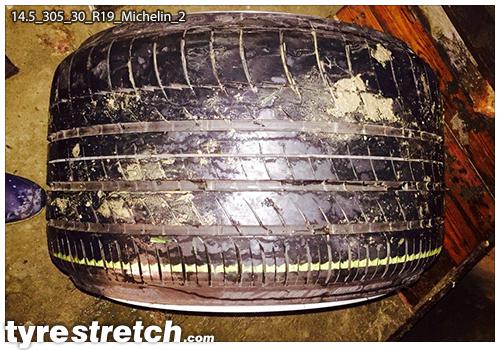 An example of tyre stretch: 305/30 R19 on 14.5J – MICHELIN