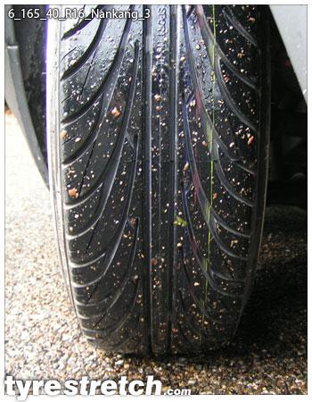 An example of tyre stretch: 165/40 R16 on 6.0J – NANKANG