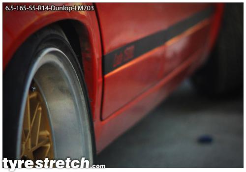 An example of tyre stretch: 165/55 R14 on 6.5J – DUNLOP
