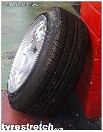 An example of tyre stretch: 155/55 R14 on 7.0J – TOYO
