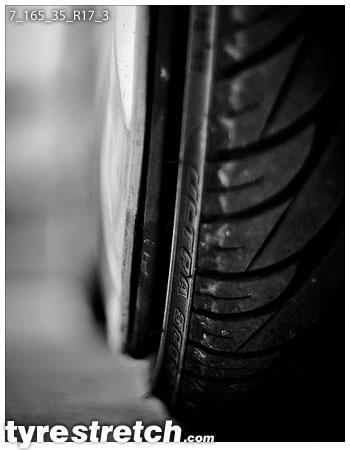 An example of tyre stretch: 165/35 R17 on 7.0J