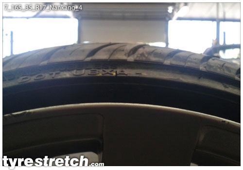 An example of tyre stretch: 165/35 R17 on 7.0J – NANKANG
