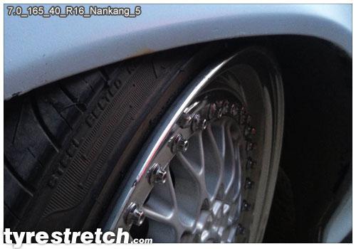 An example of tyre stretch: 165/40 R16 on 7.0J – NANKANG