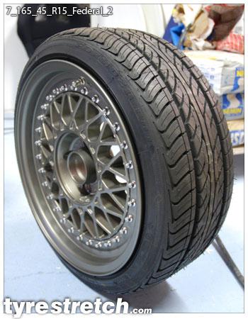 An example of tyre stretch: 165/45 R15 on 7.0J – FEDERAL