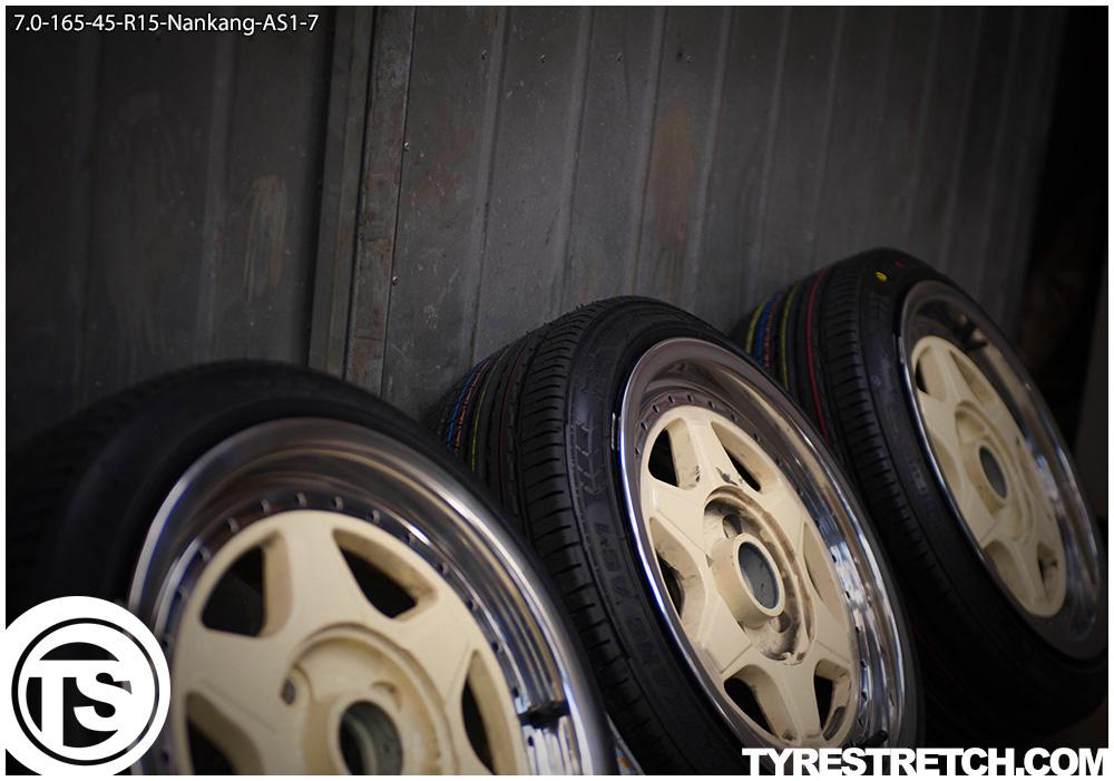An example of tyre stretch: 165/45 R15 on 7.0J – NANKANG