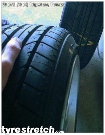 An example of tyre stretch: 165/50 R15 on 7.0J – BRIDGESTONE