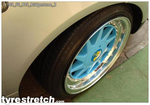 An example of tyre stretch: 165/50 R15 on 7.0J – BRIDGESTONE