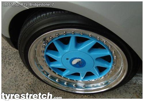 An example of tyre stretch: 165/50 R15 on 7.0J – BRIDGESTONE