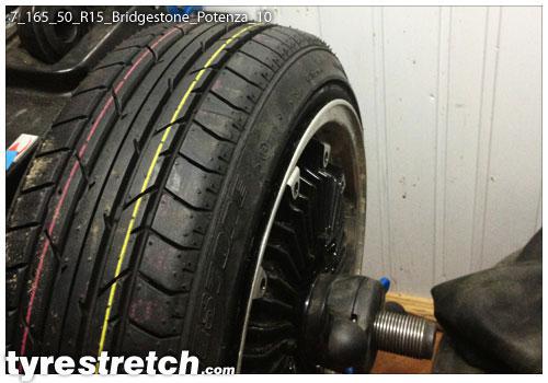 An example of tyre stretch: 165/50 R15 on 7.0J – BRIDGESTONE