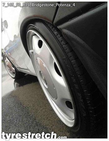 An example of tyre stretch: 165/50 R15 on 7.0J – BRIDGESTONE