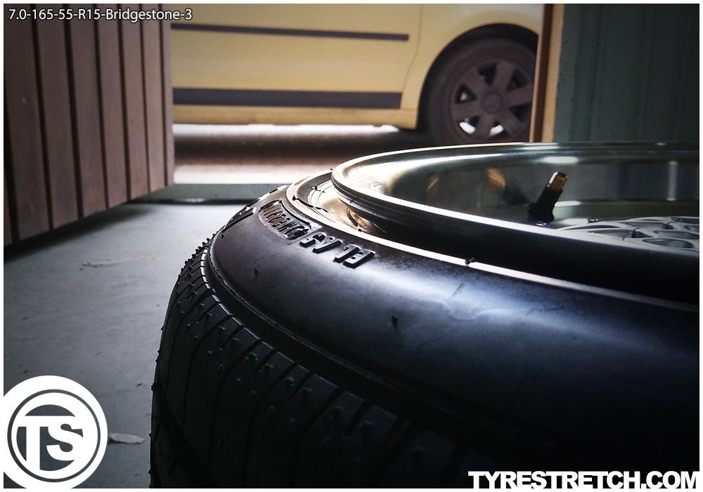 An example of tyre stretch: 165/55 R15 on 7.0J – BRIDGESTONE