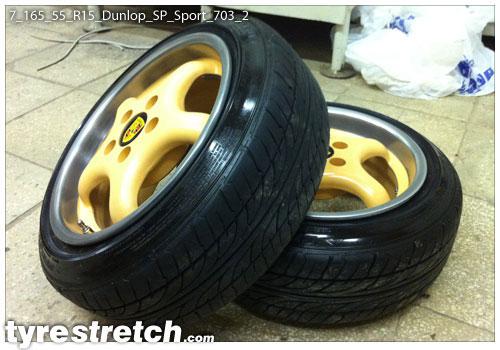 An example of tyre stretch: 165/55 R15 on 7.0J – DUNLOP