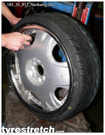 An example of tyre stretch: 185/35 R17 on 7.0J – NANKANG