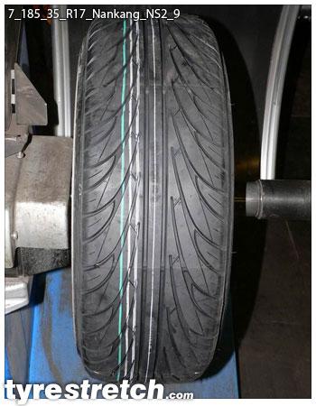 An example of tyre stretch: 185/35 R17 on 7.0J – NANKANG