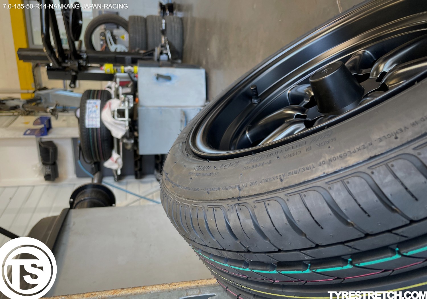 An example of tyre stretch: 185/50 R14 on 7.0J – NANKANG (JAPAN-RACING)