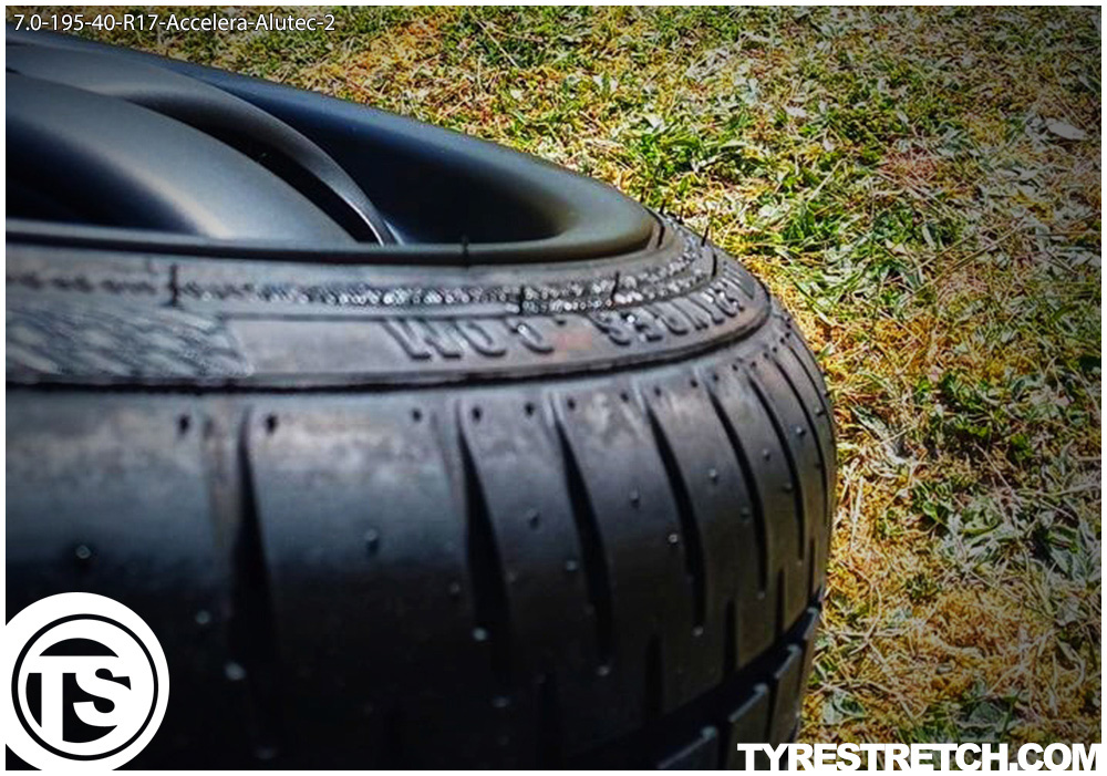 An example of tyre stretch: 195/40 R17 on 7.0J – ACCELERA (ALUTEC)