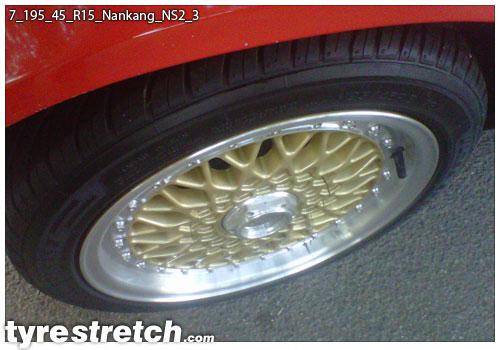 An example of tyre stretch: 195/45 R15 on 7.0J – NANKANG