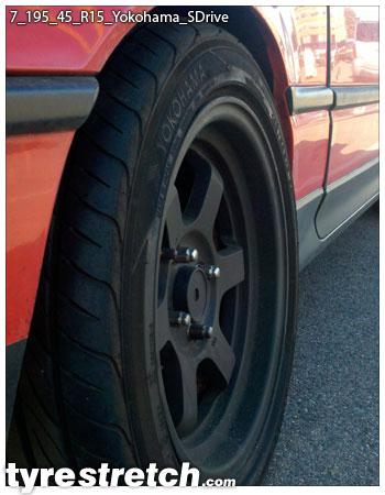 An example of tyre stretch: 195/45 R15 on 7.0J – YOKOHAMA