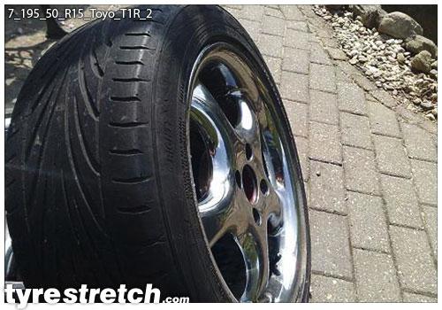 An example of tyre stretch: 195/50 R15 on 7.0J – TOYO