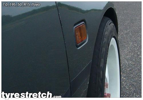 An example of tyre stretch: 195/50 R15 on 7.0J – TOYO