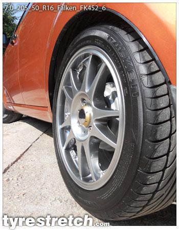 An example of tyre stretch: 205/50 R16 on 7.0J – FALKEN