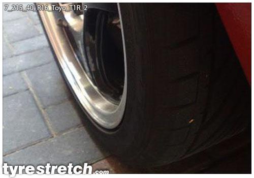 An example of tyre stretch: 215/40 R16 on 7.0J – TOYO
