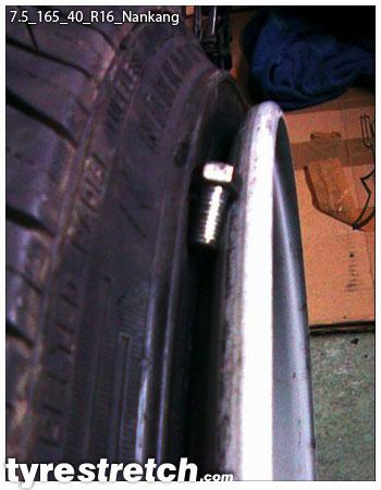 An example of tyre stretch: 165/40 R16 on 7.5J – NANKANG