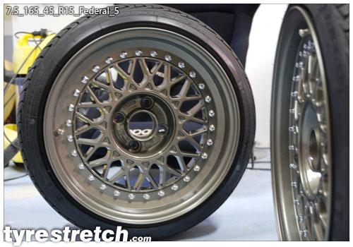An example of tyre stretch: 165/45 R15 on 7.5J – FEDERAL