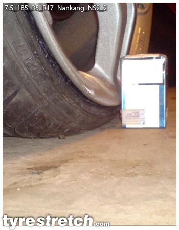 An example of tyre stretch: 185/35 R17 on 7.5J – NANKANG