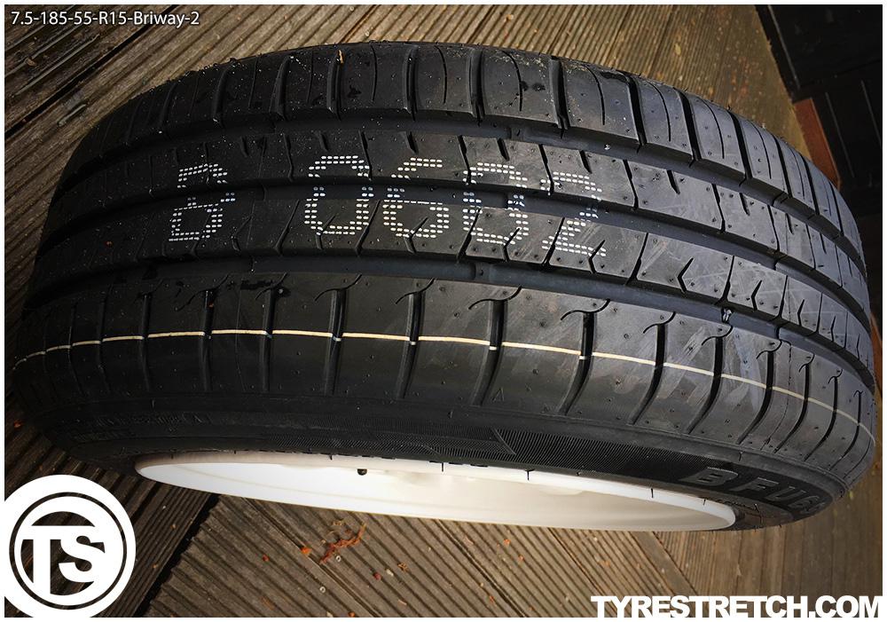 An example of tyre stretch: 185/55 R15 on 7.5J – BRIWAY