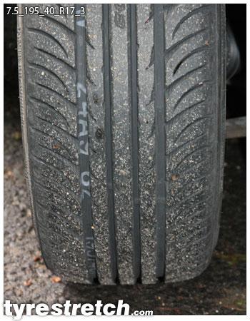 An example of tyre stretch: 195/40 R17 on 7.5J