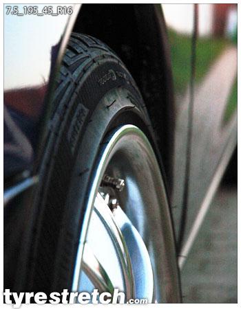 An example of tyre stretch: 195/45 R16 on 7.5J