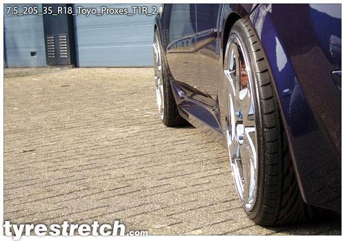 An example of tyre stretch: 205/35 R18 on 7.5J – TOYO