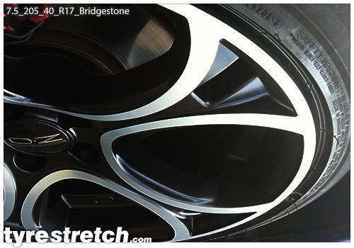 An example of tyre stretch: 205/40 R17 on 7.5J – BRIDGESTONE
