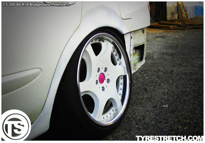 An example of tyre stretch: 205/40 R18 on 7.5J – BRIDGESTONE