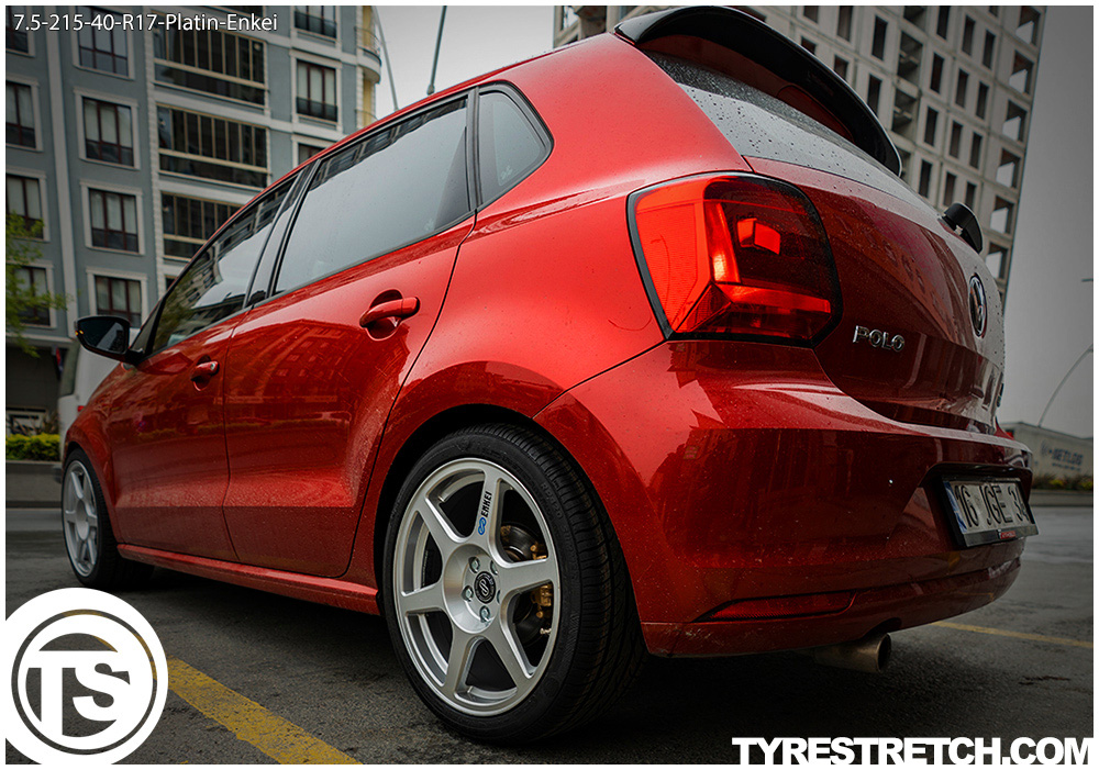 An example of tyre stretch: 215/40 R17 on 7.5J – PLATIN (ENKEI)