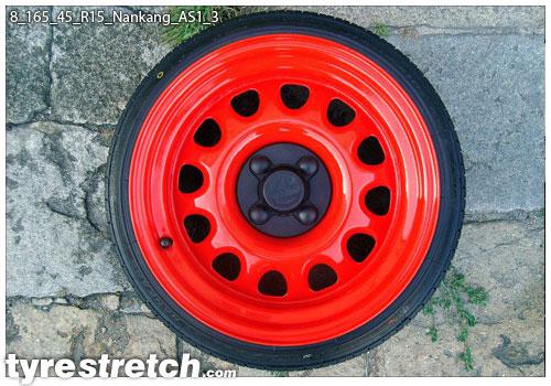 An example of tyre stretch: 165/45 R15 on 8.0J – NANKANG