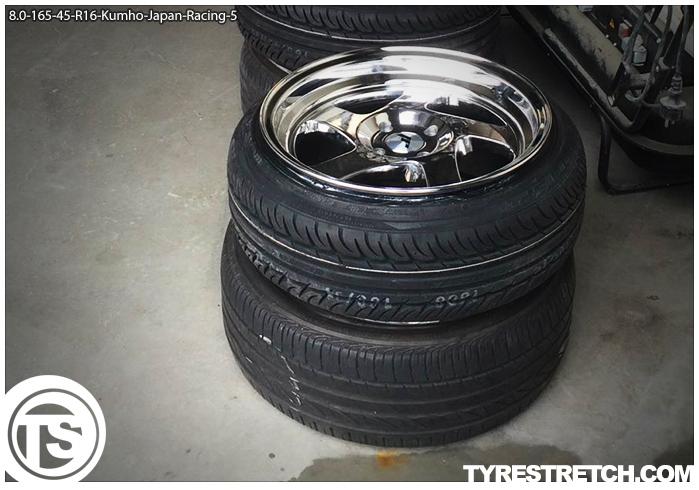 An example of tyre stretch: 165/45 R16 on 8.0J – KUMHO (JAPAN RACING)